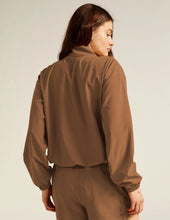 Load image into Gallery viewer, Stretch Woven In Stride Half Zip Pullover
